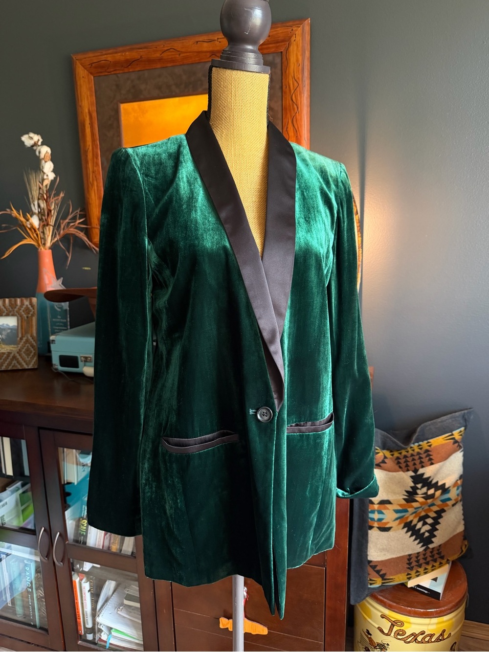 Cartonnier Emerald Green Velvet Blazer with Black Satin Lapel